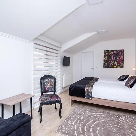 Bebek Πανσιόν